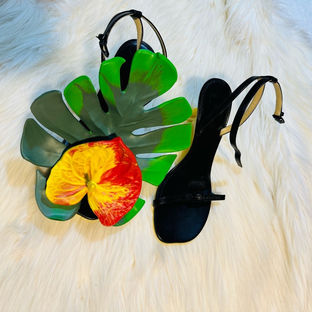 New Loewe sandals
